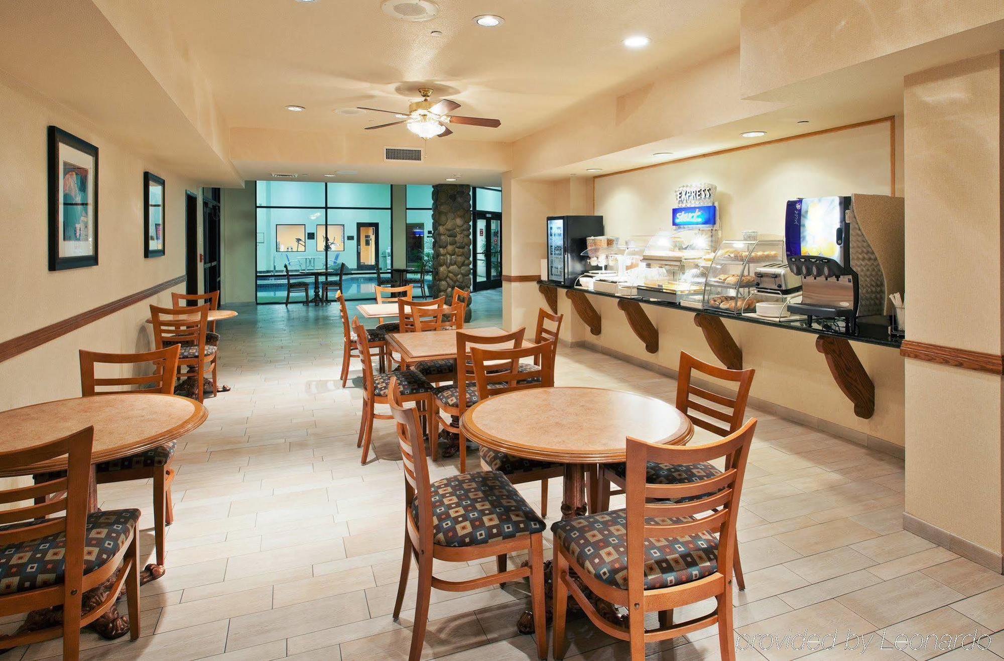 Holiday Inn Express Fallon By Ihg Restaurant billede